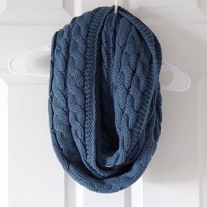 Ireland Man of Aran Cable Knit Infinite Scarf